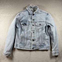 Vintage Levi’s Blue Denim Trucker Jacket WPL 423 Men’s S Made In USA Distressed