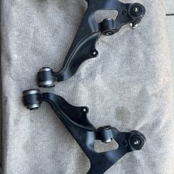 Lower Control Arms For A 1500 Dodge RAM, 4x4