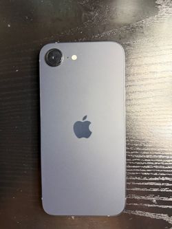 Iphone 16e 128gb UNLOCKED