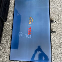 TCL 55 Inch Smart TV With Wall Mount