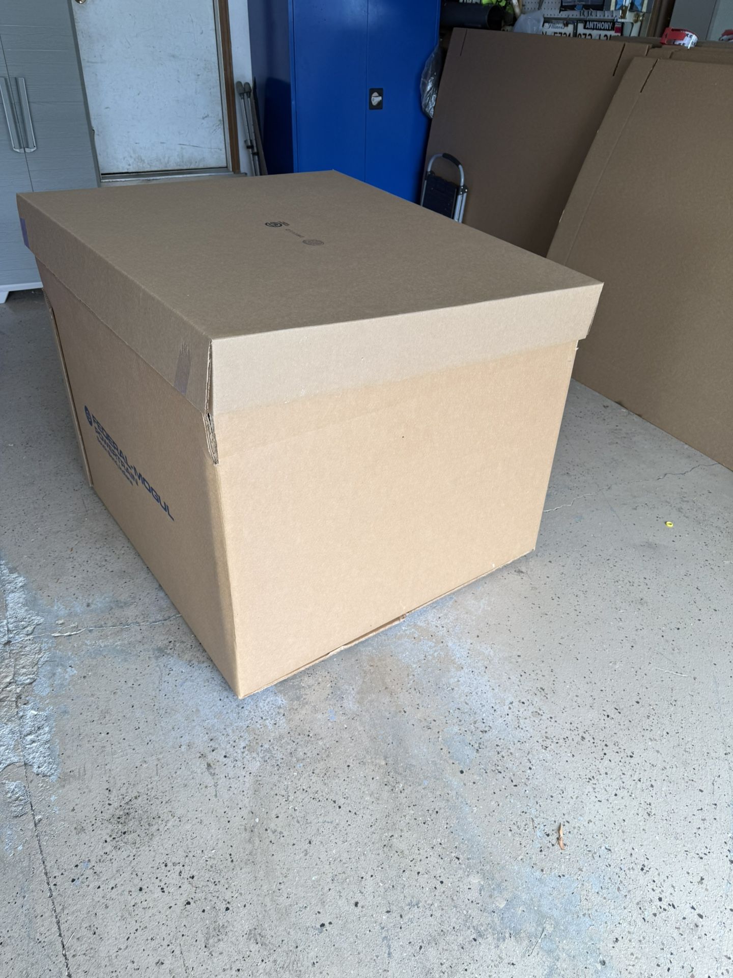 Extra Large Gaylord cardboard corrugated boxes Double wall size 44”38”24” Comes with cover (box & cover) I have a total of 13, asking $25 each.