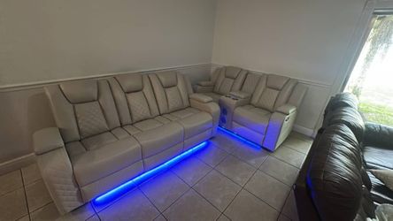 Sofa Y Loveseat Reclinables Eléctricos 