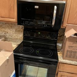 Microwave, Oven, And Stove Top 