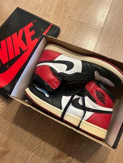 2016 Jordan 1 black toe