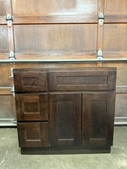 Bathroom Vanity Cabinet 36” Brand New