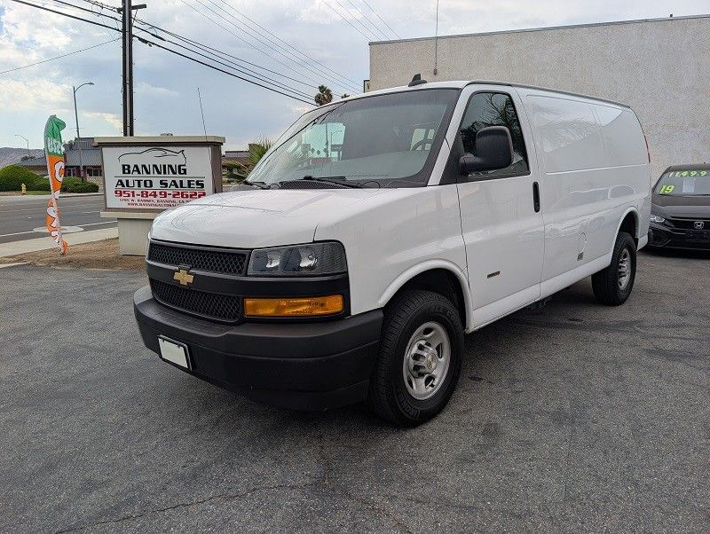 2022 Chevrolet Express 2500