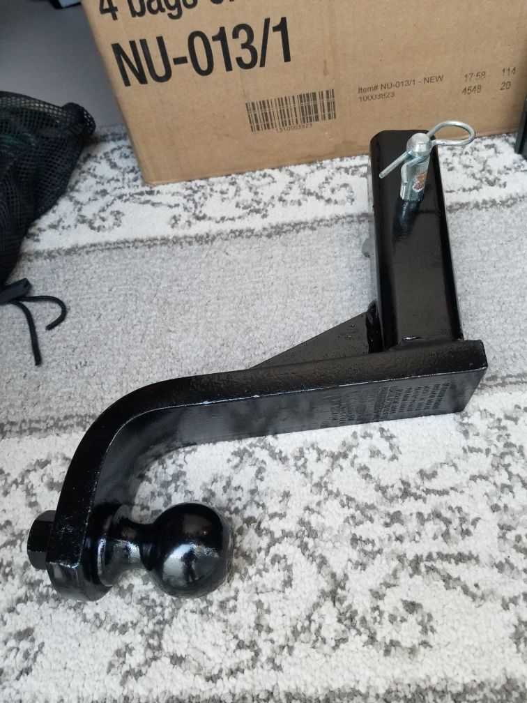 8" drop hitch with 2" ball