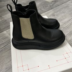 Little Girls Alexander McQueen Boots