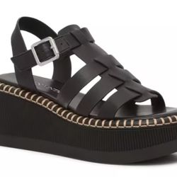 🎀 Crown Vintage 🎀 Gracen Platform Fisherman Sandals. Size 8=$70 ✨️✨️