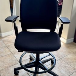 Steelcase Amia Ergonomic Stool 