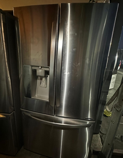 LG French Door Fridge with IceMaker and Dispenser