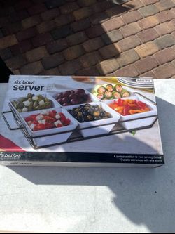 Revanadoras y platos para salsa nuevos $5 cada uno