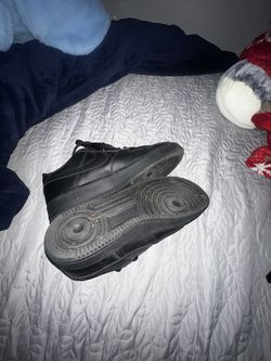 Black Air Force 1 size 11