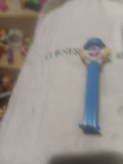 Pez dispenser