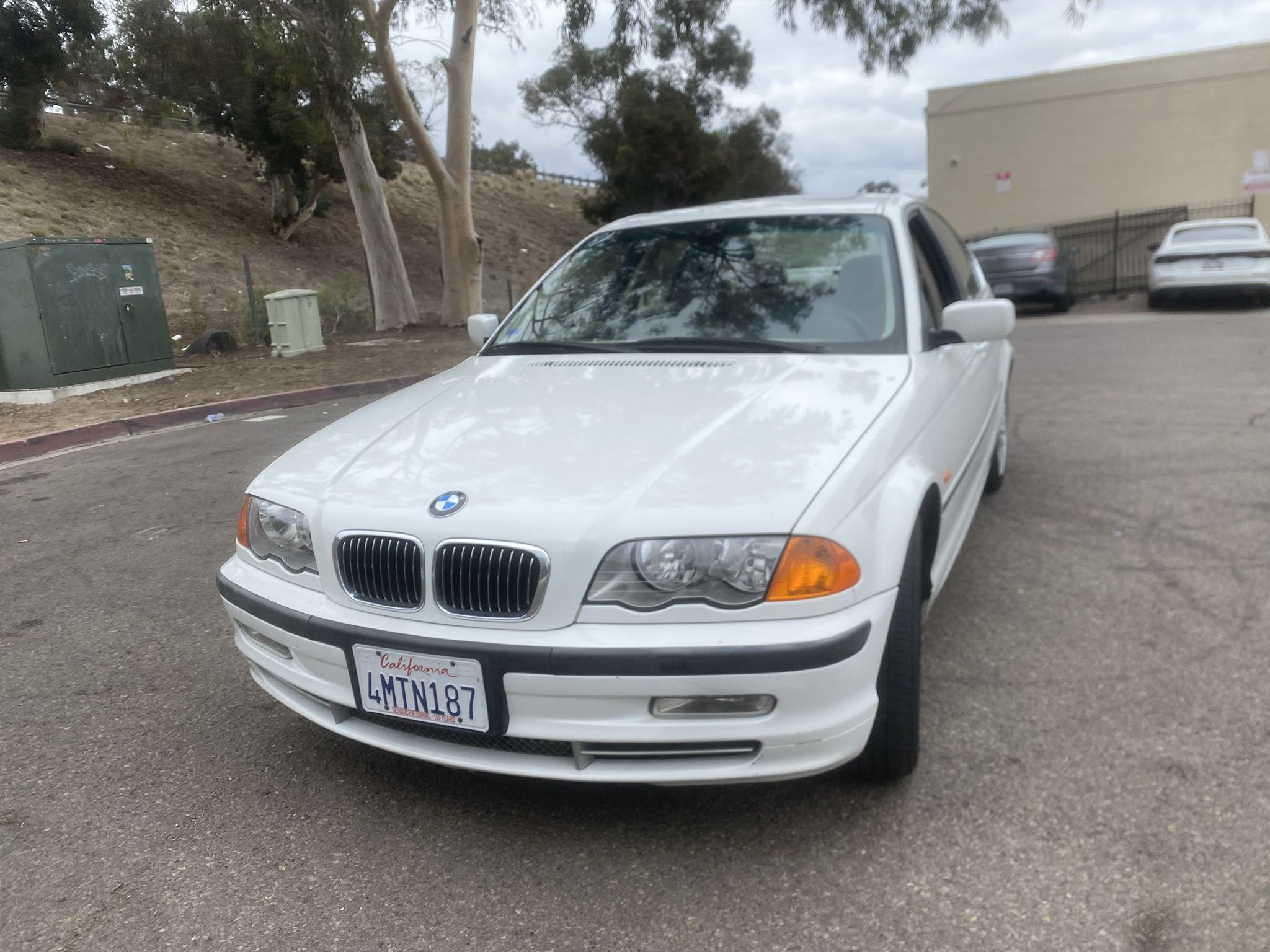 2001 BMW 330i