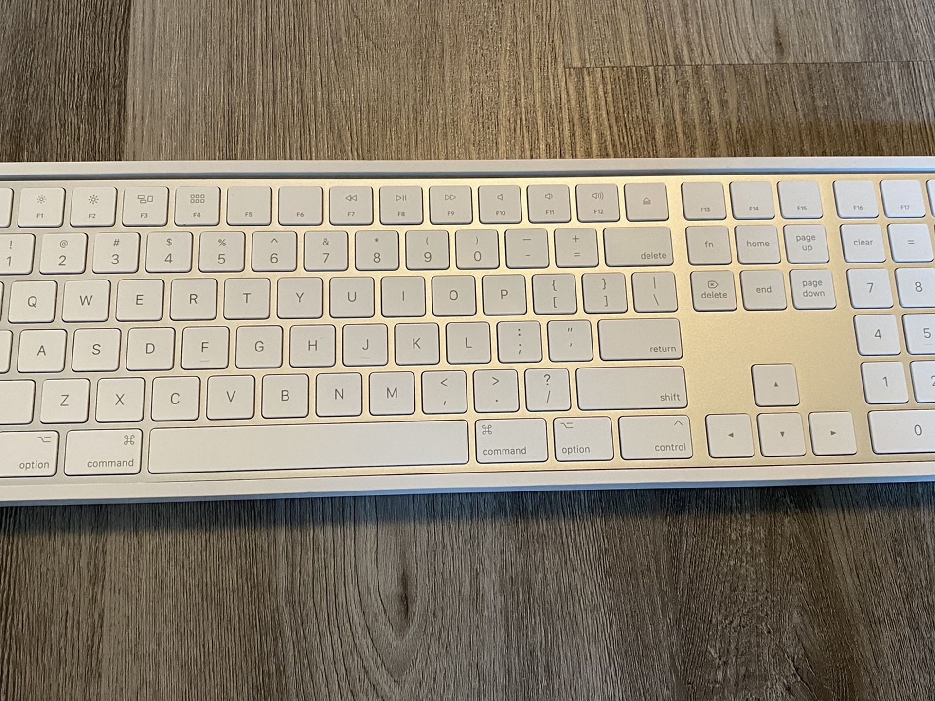 Apple Magic Keyboard With Numeric Keypad Excellent Condition