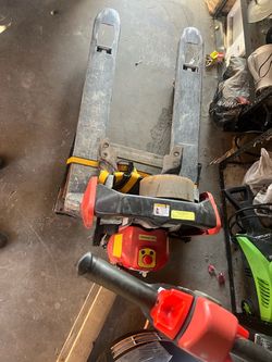 Pallet Jack, 3300 lb. Cap., 27"W x 45"L Forks