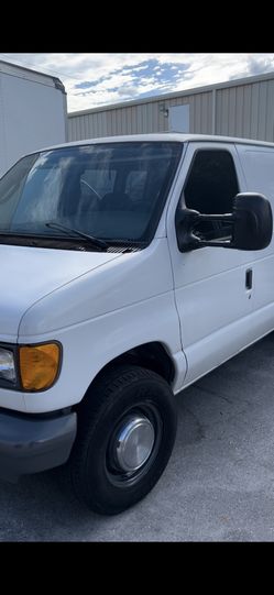 2006 Ford E-350