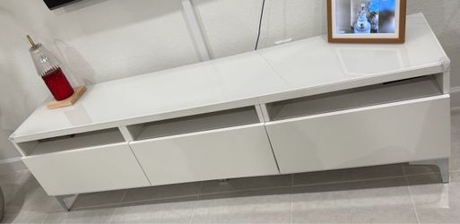 TV stand