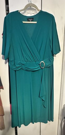 Plus Size (22) Emerald Green Cocktail Dress
