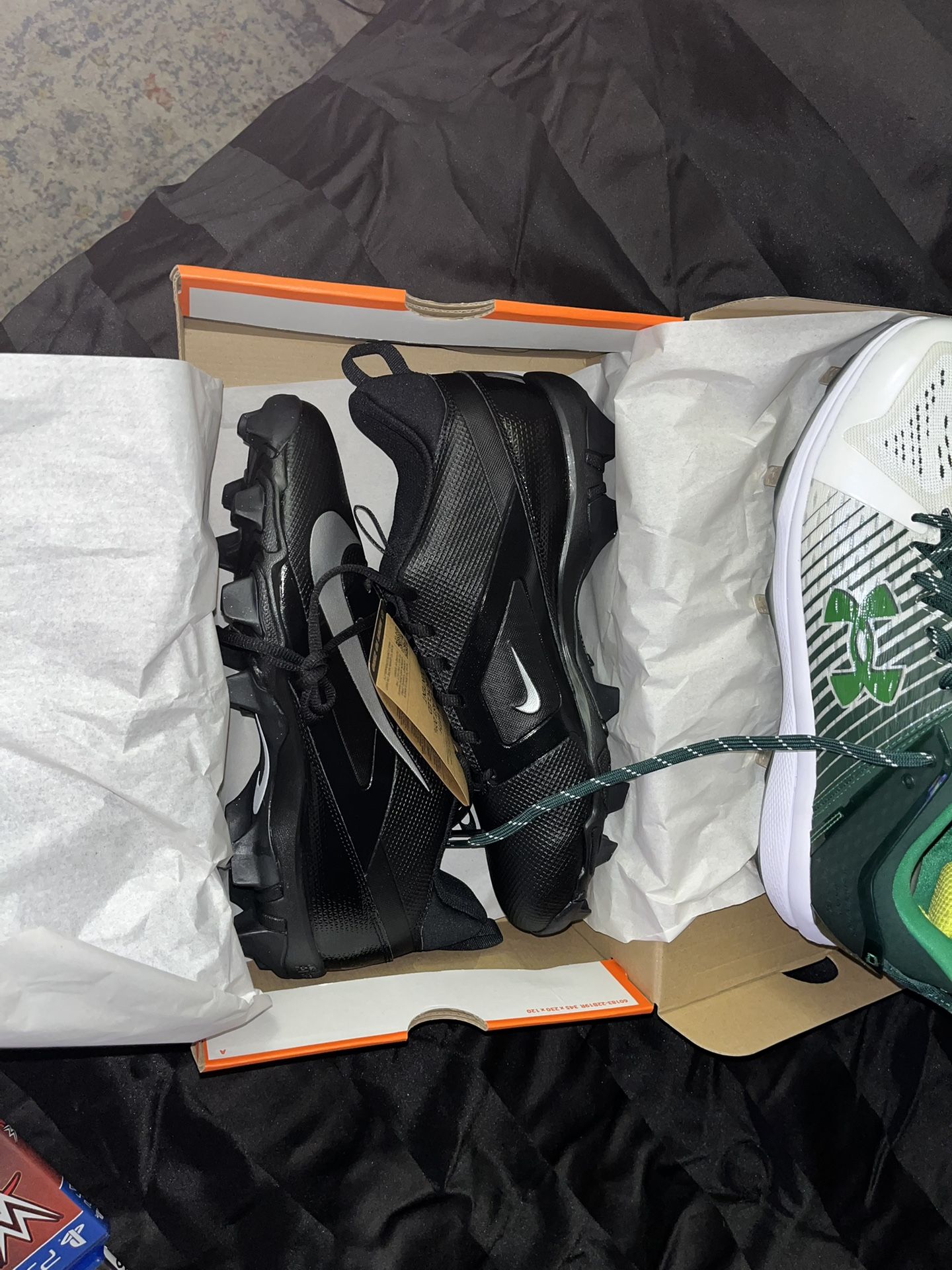 Men’s Nike Cleats Sz 11 Brand New
