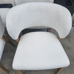 04 Chair 💺 In Very Good Condition 
