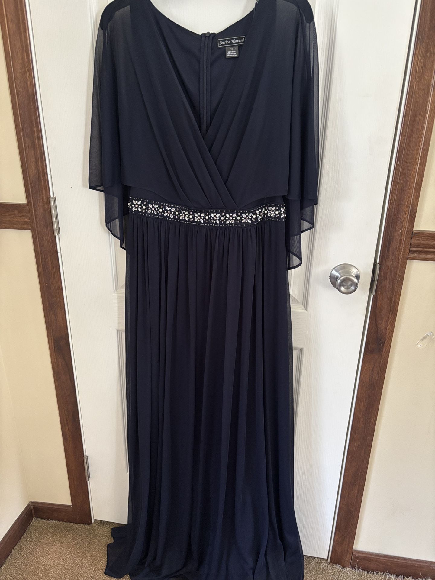 Size L Formal Dress