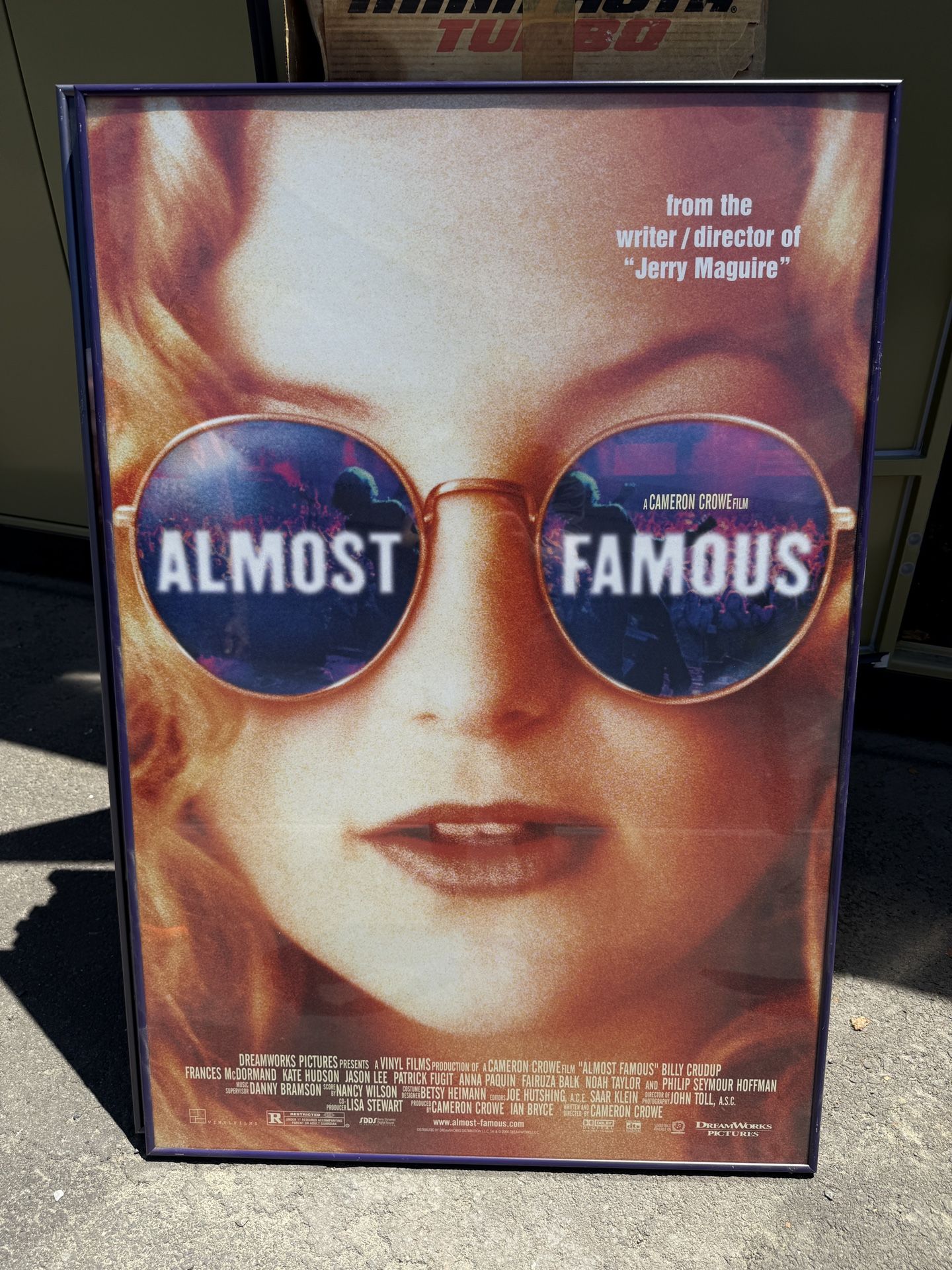 🎥 Set of 8 Framed Movie Posters – Classic ’90s/’00s Films – 27x40”
