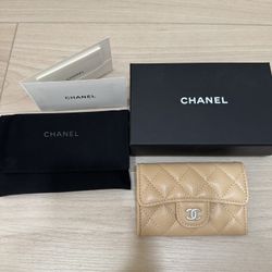 Chanel Black Classic Card Holder Caviar Leather & Gold Metal Chanel Beige Classic Card Holder Caviar Leather & Silver Metal