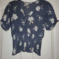 Small Blouse
