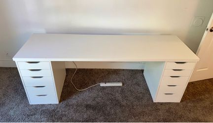 Desk Top