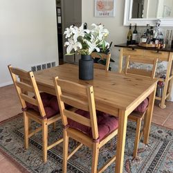 Chairs (set of 4)