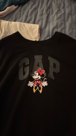 Gap x Disney Minnie Mouse Black sweater