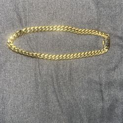 Gold Cuban Link Chain
