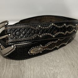 Women’s “Justin Boots” Black Leather Belt With Silver Accents