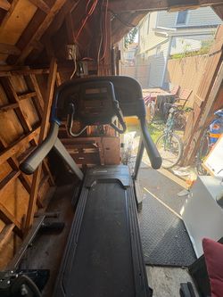 Horizon Fitness 7.0 AT Treadmill - Great Condition