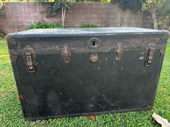 Antique Steamer Trunk storage with removable shelf