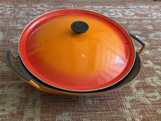 Le Creuset Red Wok/Skillet