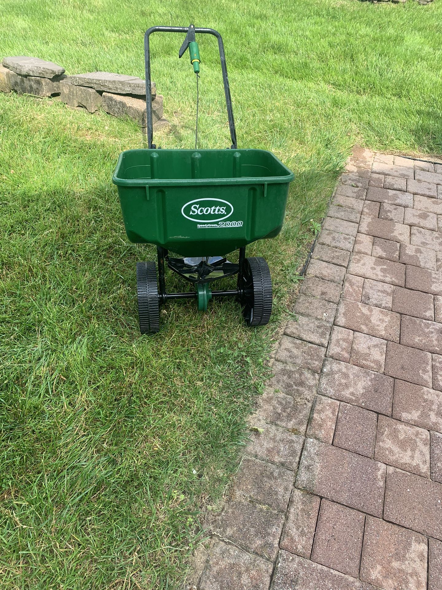 Scotts Speedy Green 2000 Spreader