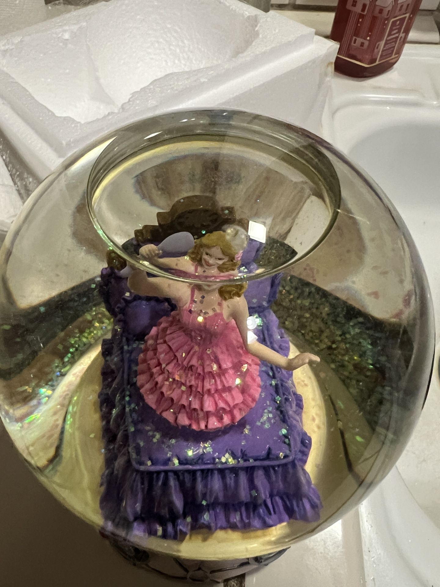 Wicked “Popular” Snow Globe
