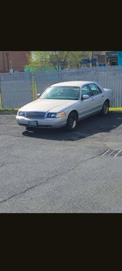 1998 Ford Crown Victoria