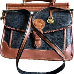 Vintage Dooney and Bourke Bag in PERFECT Condition