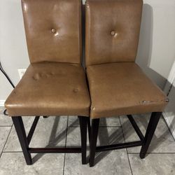 2 Bar Chairs – Sturdy, Used Condition 