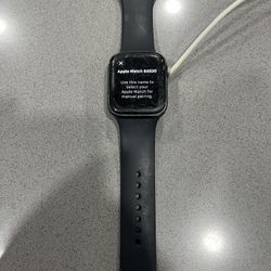 Cellular Apple Watch Series 5 