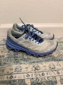 On cloud shoes 6