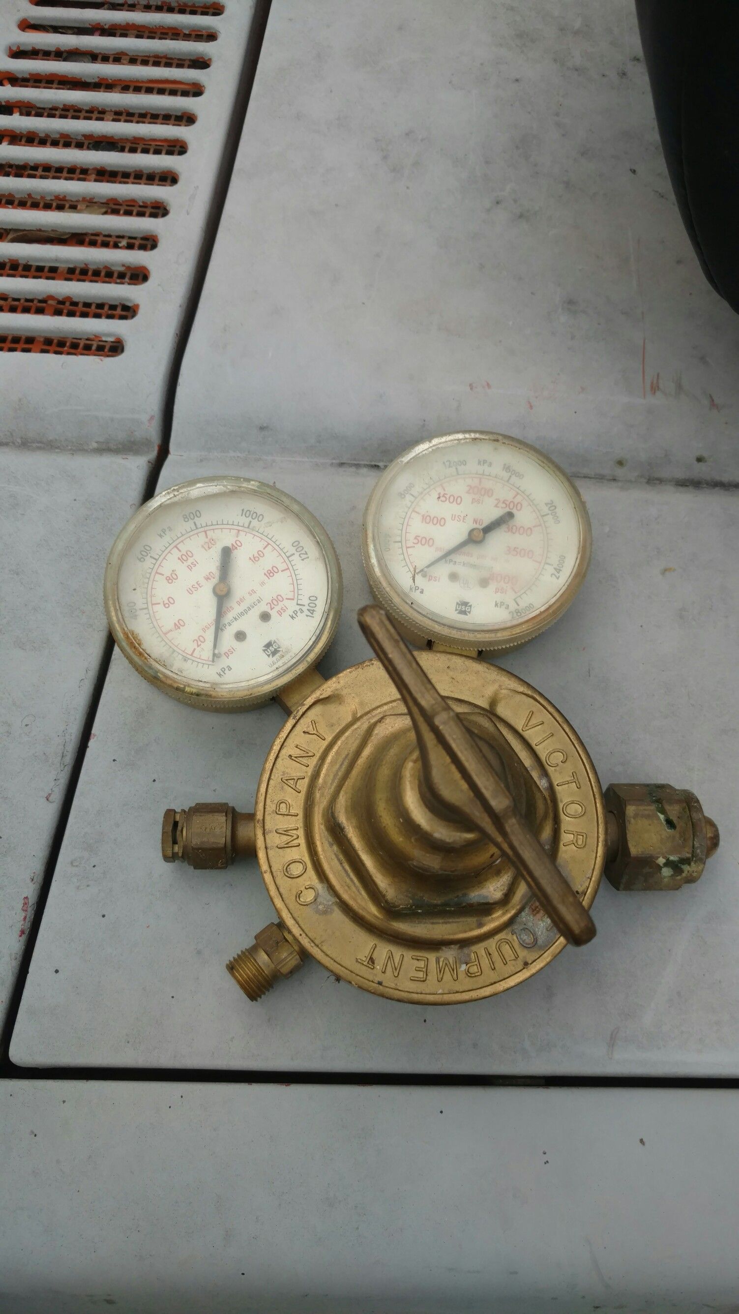 Gauge