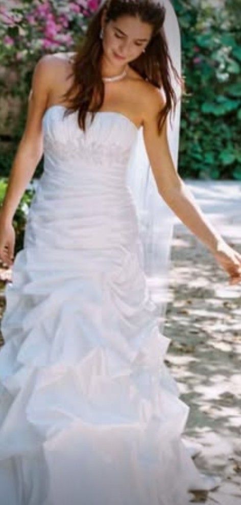 *Brand New* David's Bridal Wedding Dress