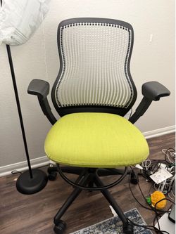 Computer chair