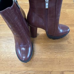 Women’s Boots 
