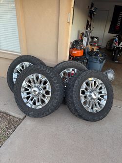 OEM 22" 8x180 GM HD Wheels